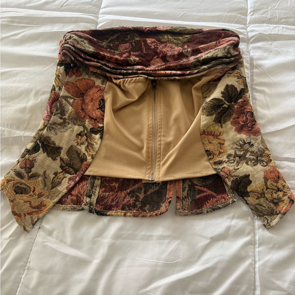 PrettyLittleThing Multicolor Floral Scarf - Picture 4 of 5